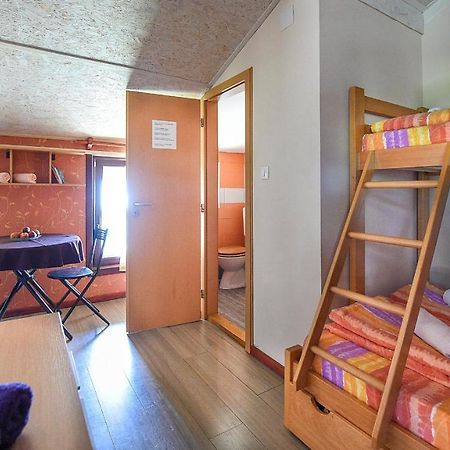 San Art Floating Hostel & Apartments بلغراد المظهر الخارجي الصورة