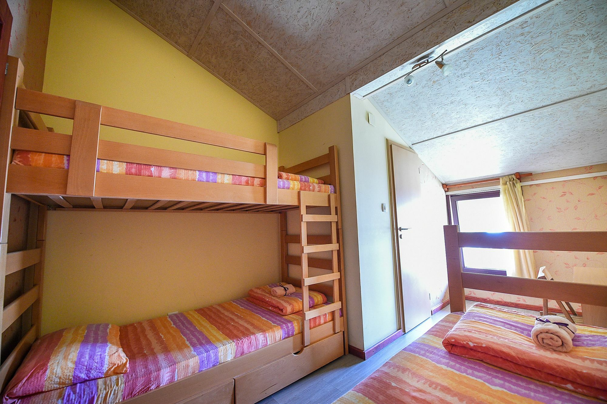 San Art Floating Hostel & Apartments بلغراد المظهر الخارجي الصورة